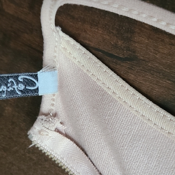 Beautiful dress size M - Picture 3 of 4